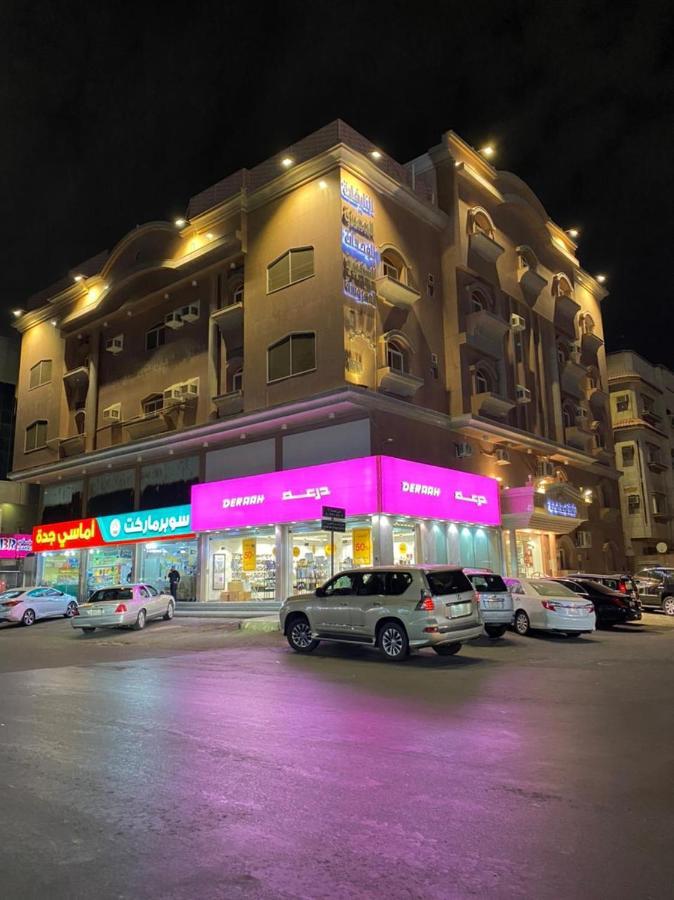 النايفات للوحدات السكنية المفروشة Джеда Екстериор снимка